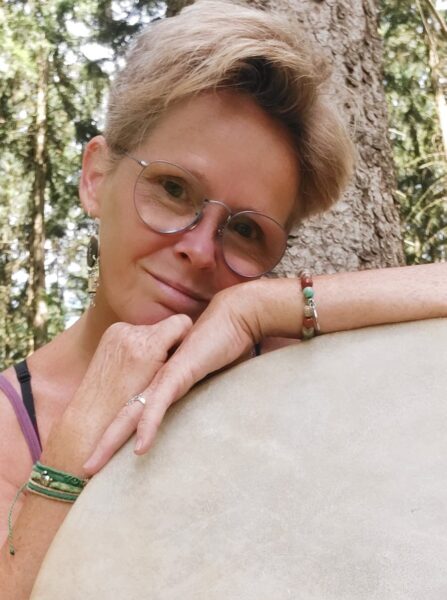 Crystal, masseuse intuitive Crystal, masseuse intuitive