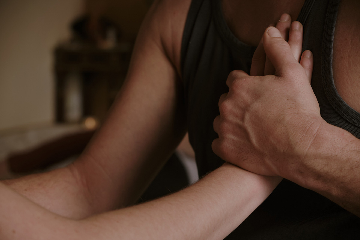 Slow Dating Connection Main sur le coeur