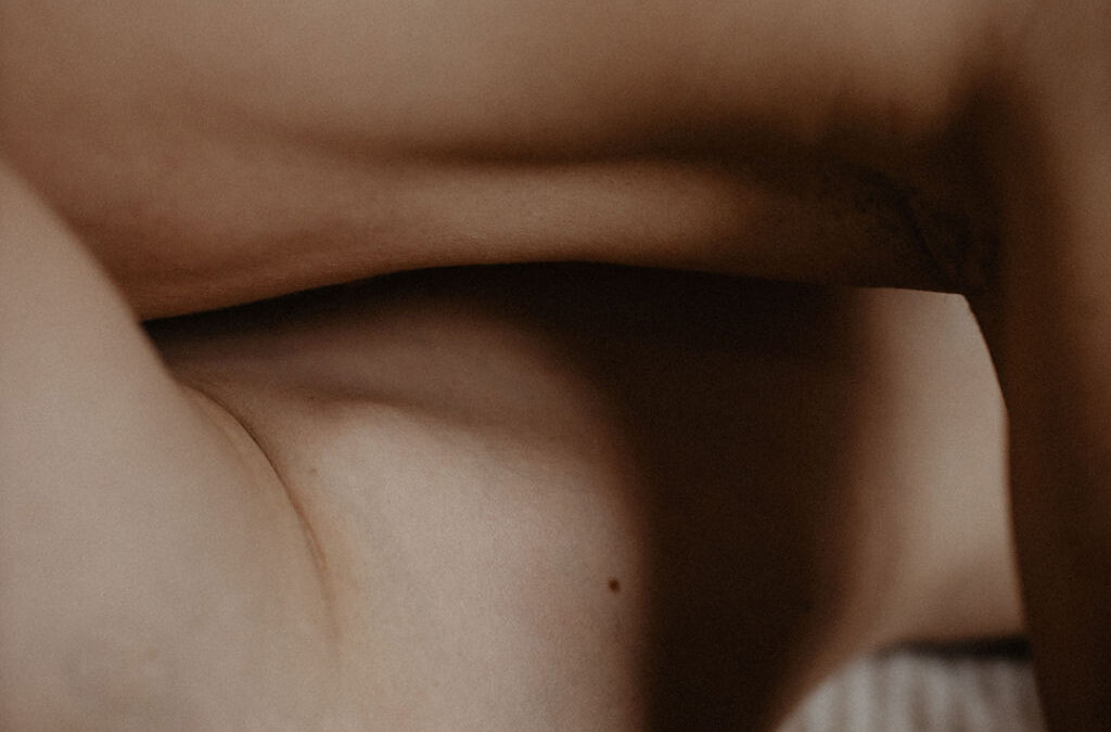 Le massage tantrique est-il un service sexuel ?